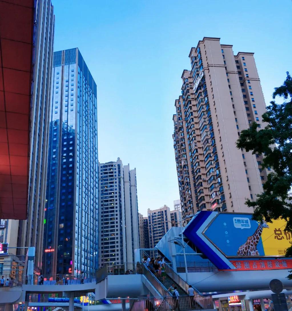 贵阳市花果园的高楼,贵阳花果园高楼有多高