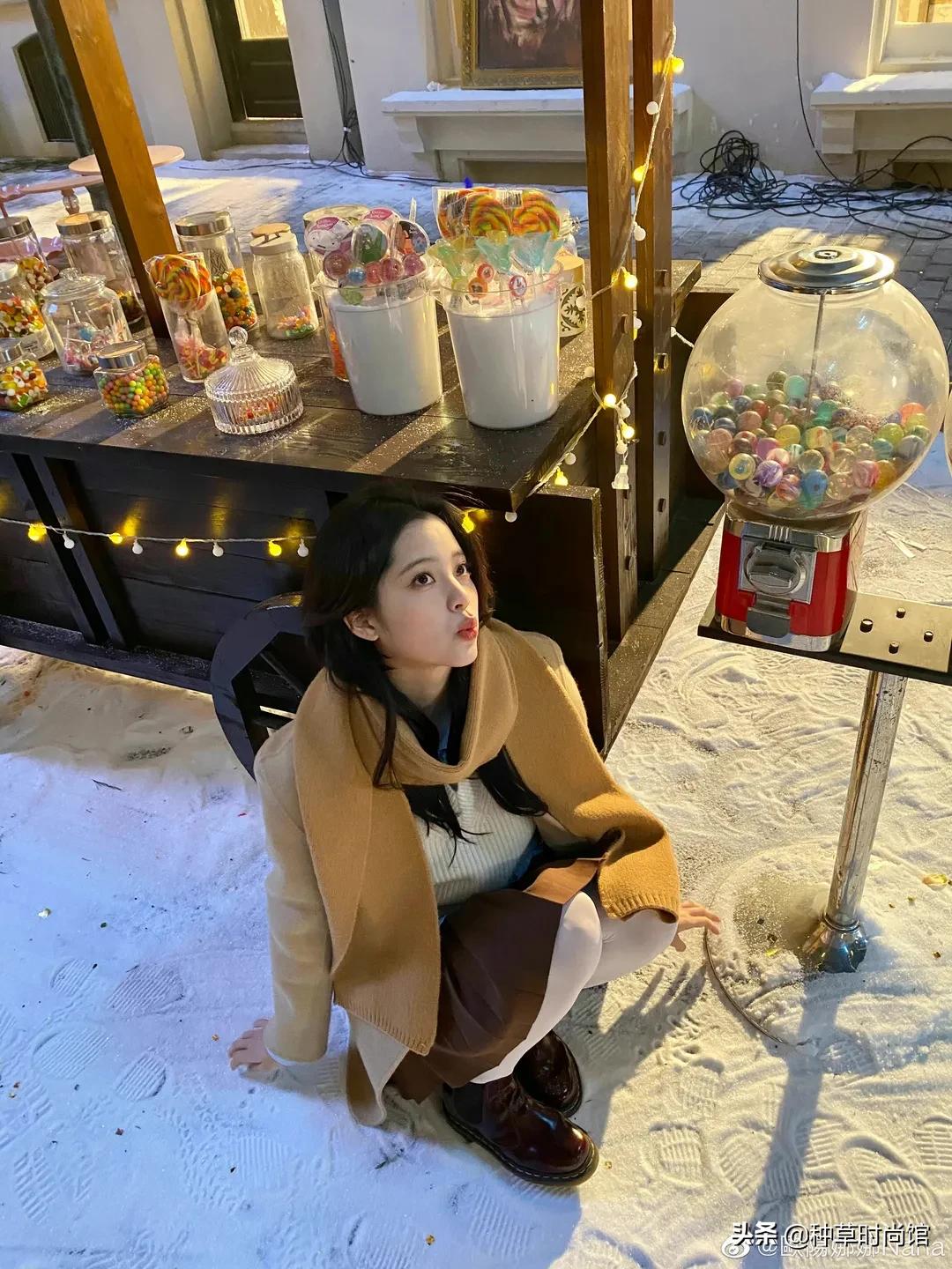 4种不同风格的春季穿搭示范,4种风格20套冬日穿搭照着穿就对了