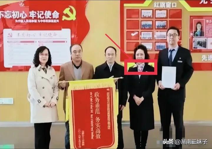 李少莉耳饰,李少莉耳饰牌子