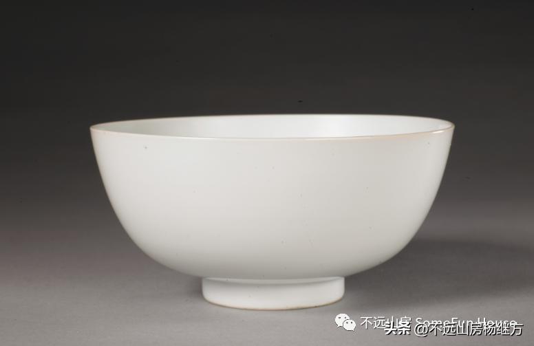 雍正乳白釉瓷器 (雍正年代青釉瓷器)