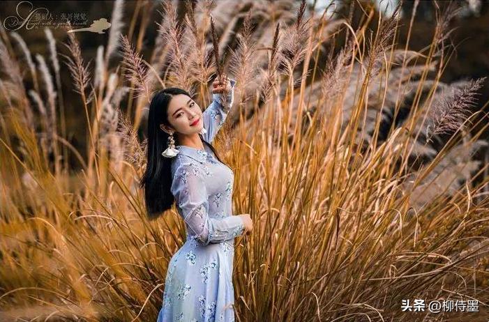 摆脱拍照尴尬六招万能拍照姿势,拍照不要用剪刀手姿势