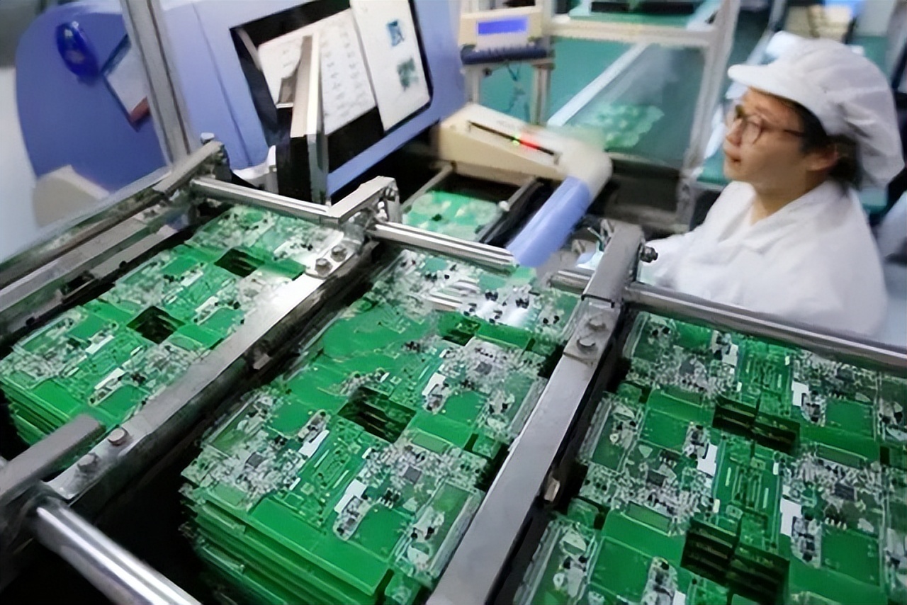 中国经济奇迹是如何实现的？还能持续多久？