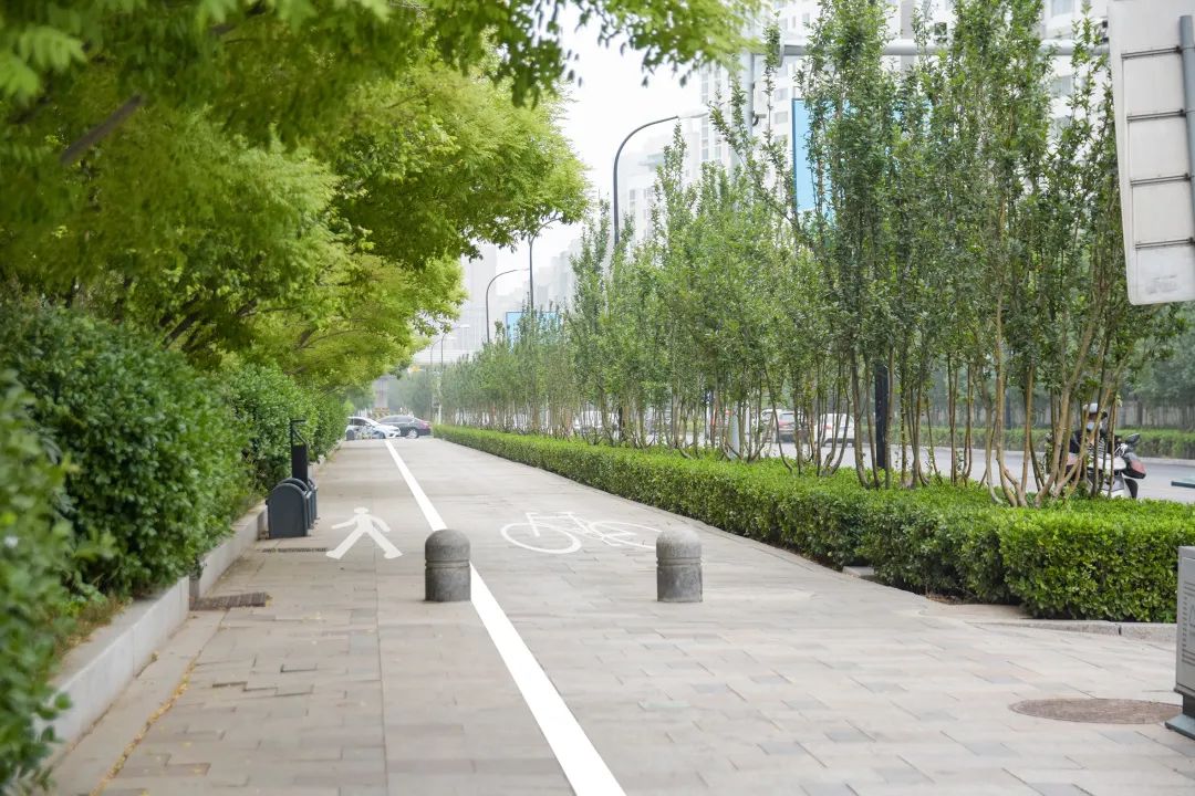 全市首条智能潮汐车道试运行,天津首条智能潮汐车道试运行