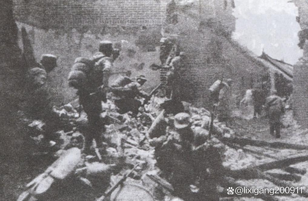 汤恩伯人生“君亲师”三人：君蒋介石，师张治中，却出卖了“亲”