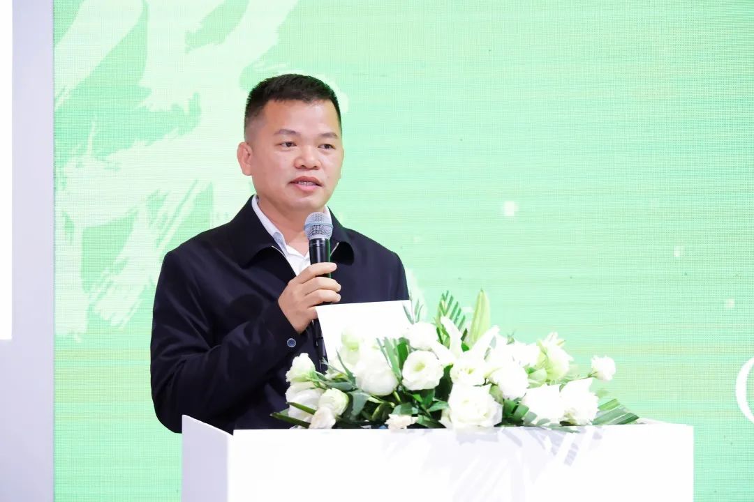 品牌冬交丨保亭柒鲜公用品牌“点亮”椰城