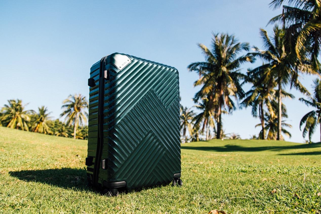 舒提啦，用PC材质赓续旅行箱时尚史诗