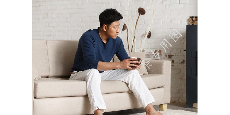 亲爸后妈打孩子被后爸亲妈救走,亲爸后妈把孩子给打了