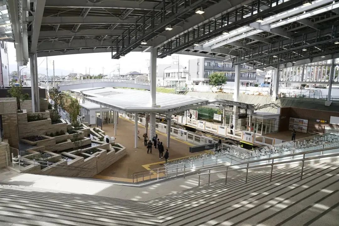 将公园“搬进”商业区,景观优势再升级