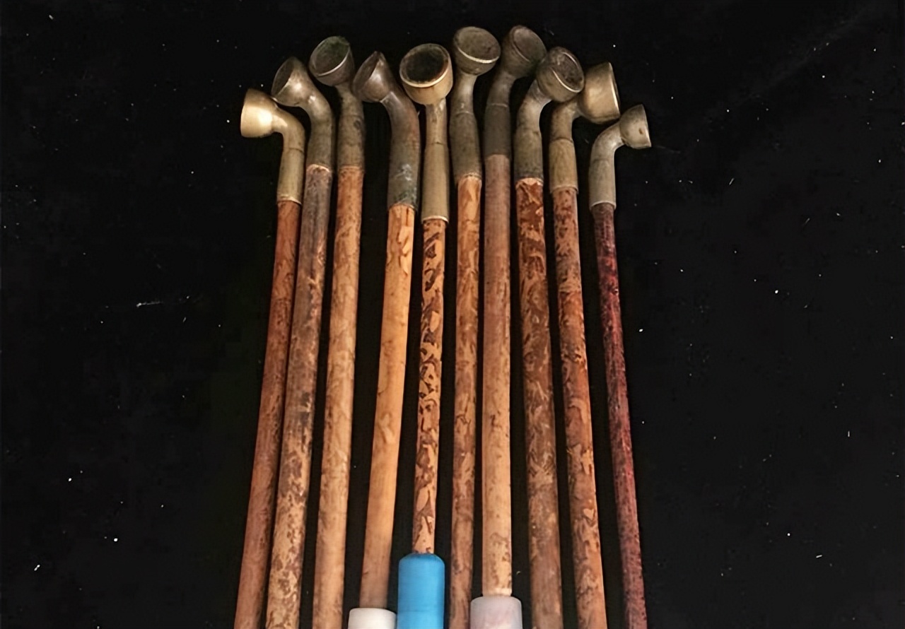 草烟的危害大还是纸烟危害大,草烟坏处