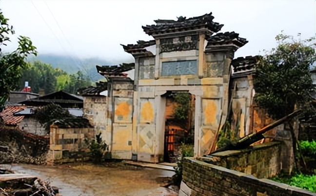 万里长江12首诗,万里长江游古诗图片