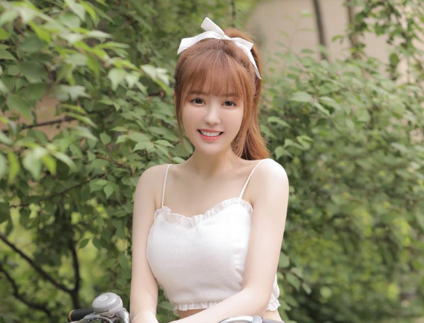 向女生表白后不回信息该怎么化解,表白女生不回信息是拒绝吗