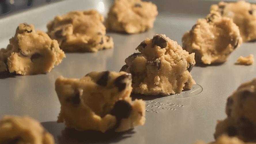 小苏打和无铝泡打粉的区别在哪,泡打粉与酵母和苏打粉的区别