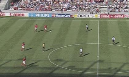 世界杯大罗钟摆过人,世界杯小罗经典时刻