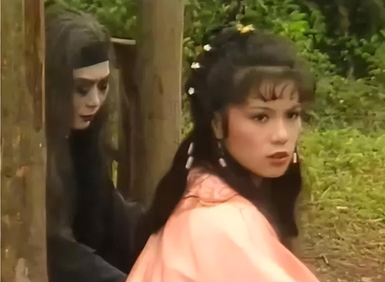 李莫愁和梅超风谁武功高,李莫愁的武功到底是什么水平