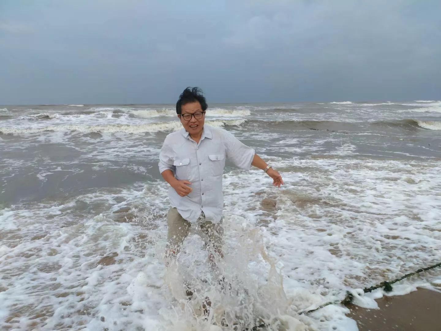 北京的海是什么颜色,北京的海