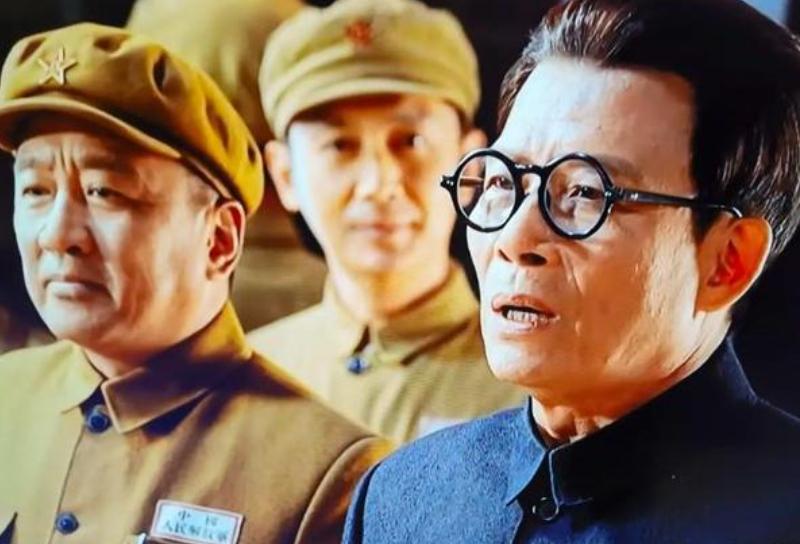 *少奇刘**秘密访苏遇到意外情况,高岗查明原因后说:苏联人真迷信