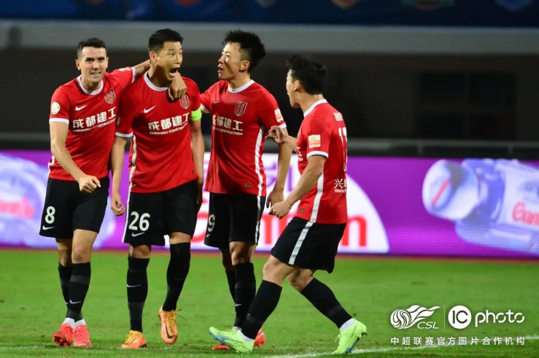 现在足球运动员比前二十年进球多,中国足球员国家队进球记录最新