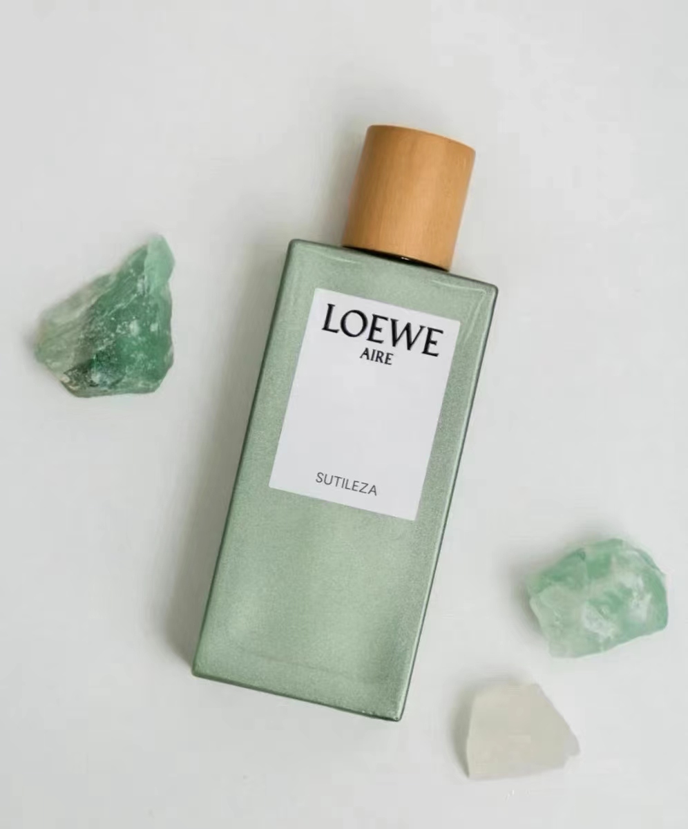 夏天推荐香水大牌留香持久,持久好闻的淡香水推荐女士天天用