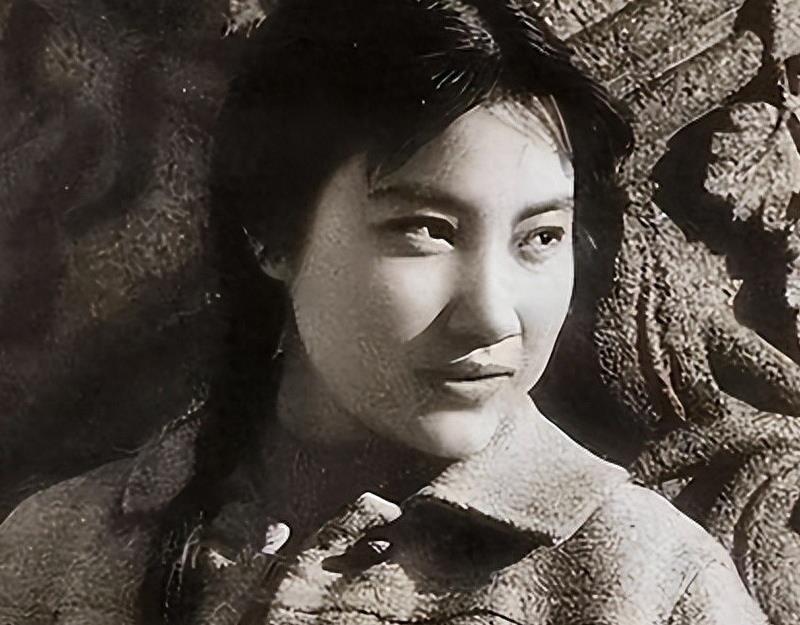 她在美国生活多少年,她在美国