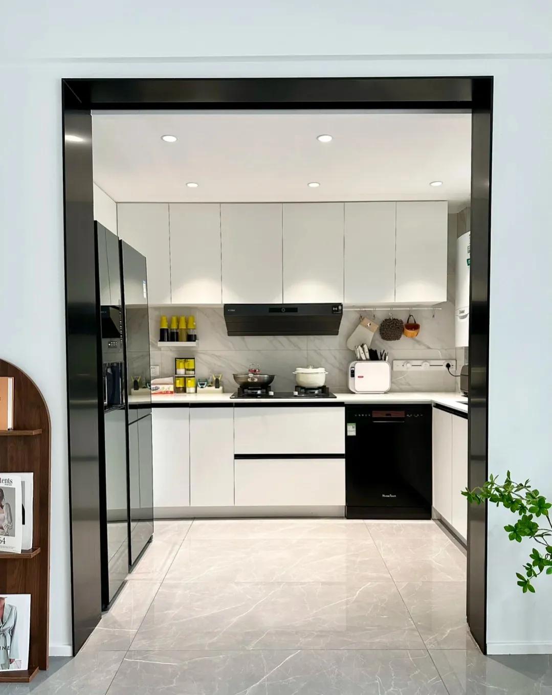 江苏女主晒出130㎡新家：全屋没有一丝俗气，堪称装修教科书