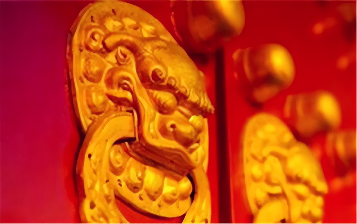 地球上有三个门,世界上四扇打不开的门