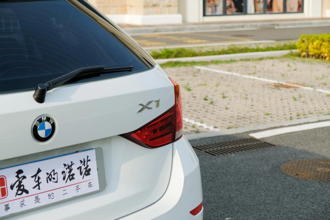 买宝马x1二手车1万左右,9万二手宝马x1m运动