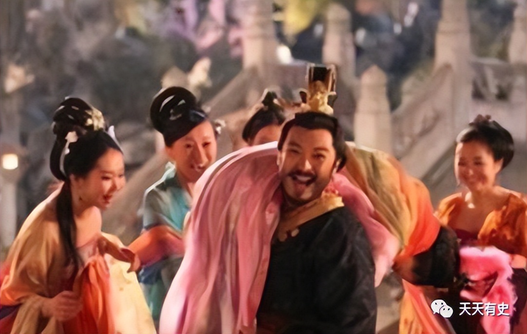 秦始皇的一生三件事,秦始皇一生的悲惨和坎坷