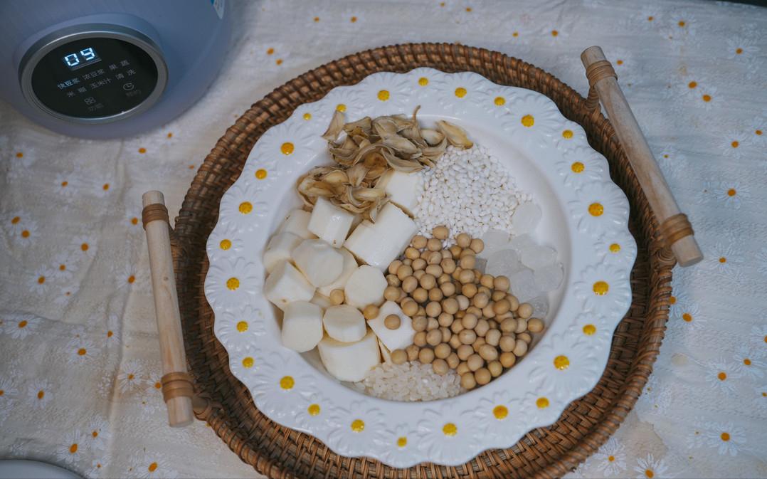 老爸做的“现磨”豆浆让我拒绝秋天里第一杯奶茶！附食谱，收藏