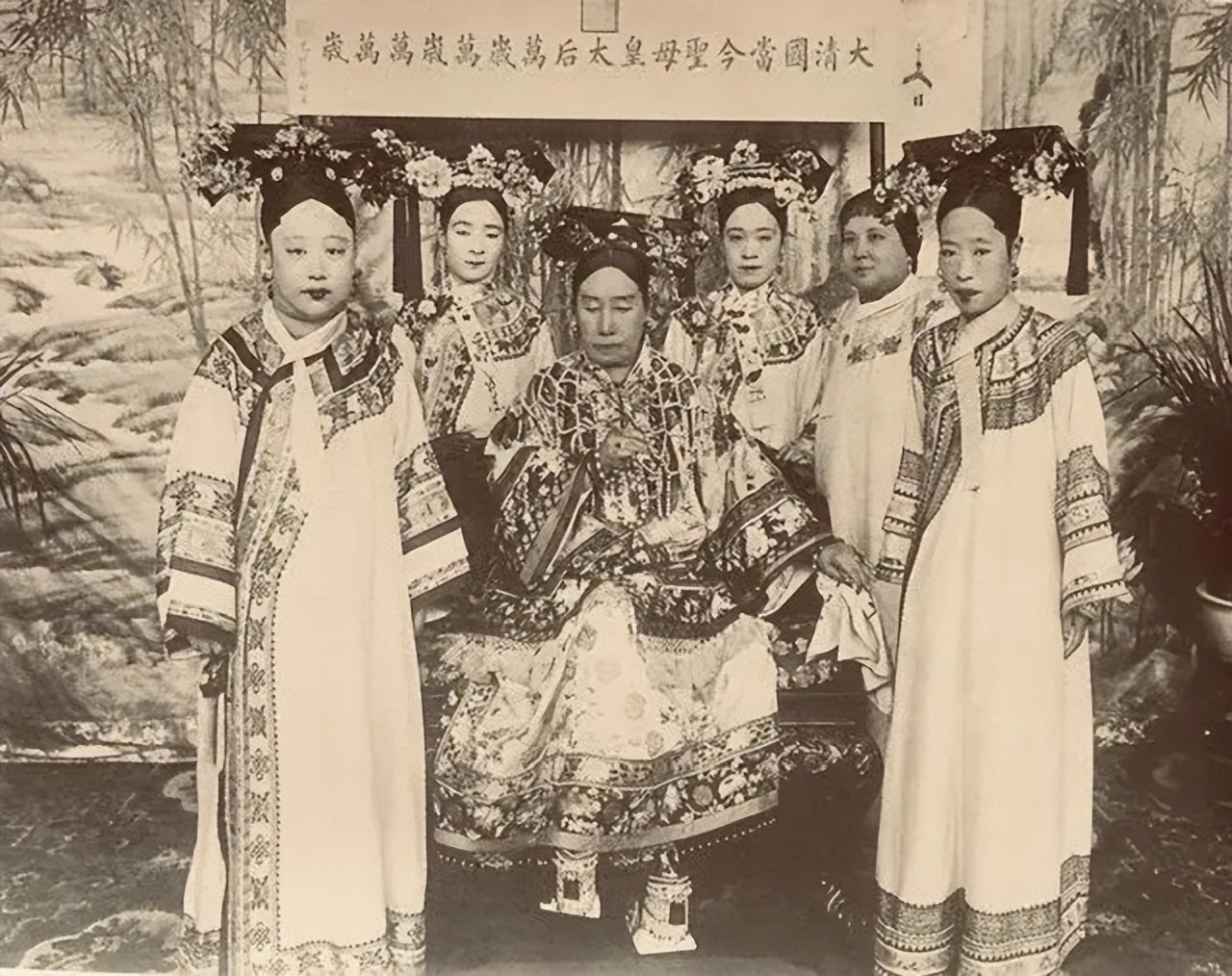 慈禧一生只写了这一首诗,慈禧只写了一首诗