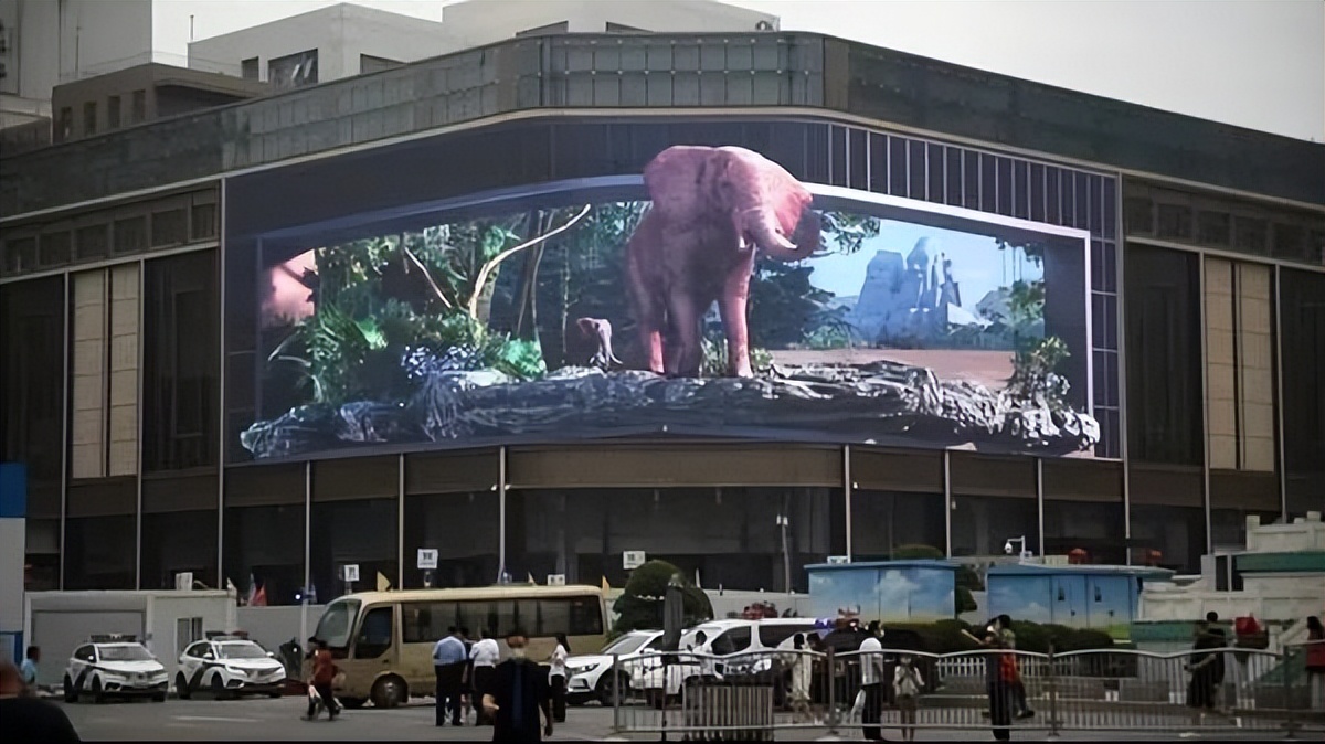 2022年郑州商业回顾：开业3家，筹备5家，搁浅5家，4家身陷囹圄！