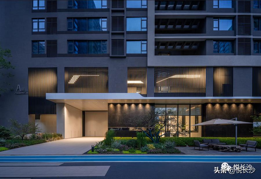 过千万的艺术酒店大平层卖成爆款，凭什么在这个宝藏豪宅里！