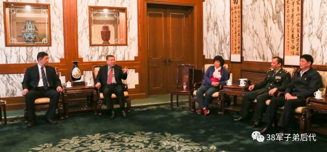 38军老兵朝鲜,朝鲜平壤万景台少年宫牡丹峰