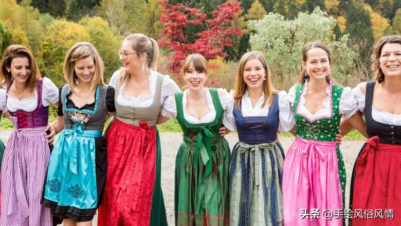 法国民族服装,法国和沙俄军服