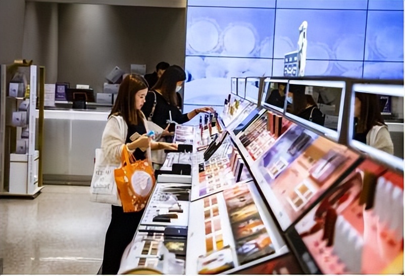 国货完美日记吐槽,国货之光完美日记到底有多完美