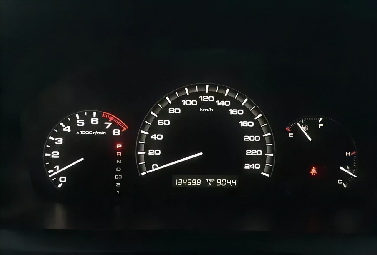 14年的本田雅阁还能跑长途吗,本田雅阁二手车哪一年的值得入手