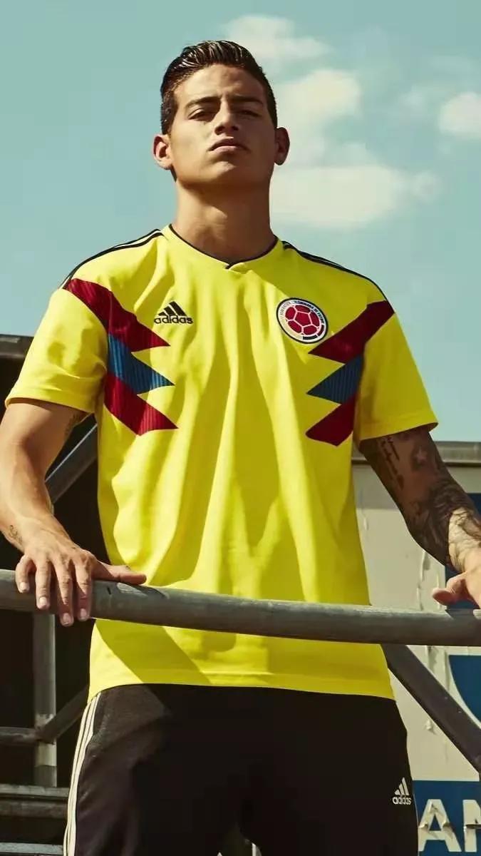 足球转场视频哈梅斯罗德里格斯,哈梅斯罗德里格斯j罗