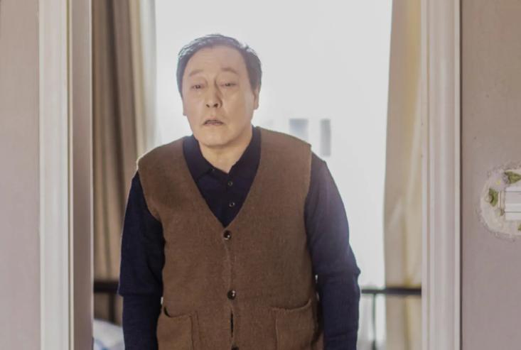 瞪眼咆哮,摇头晃脑,这6位演技被高估的“老戏骨”,该亮亮相了