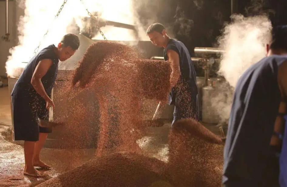 哪些白酒是真正纯粮酒,哪些酒是纯粮固态白酒