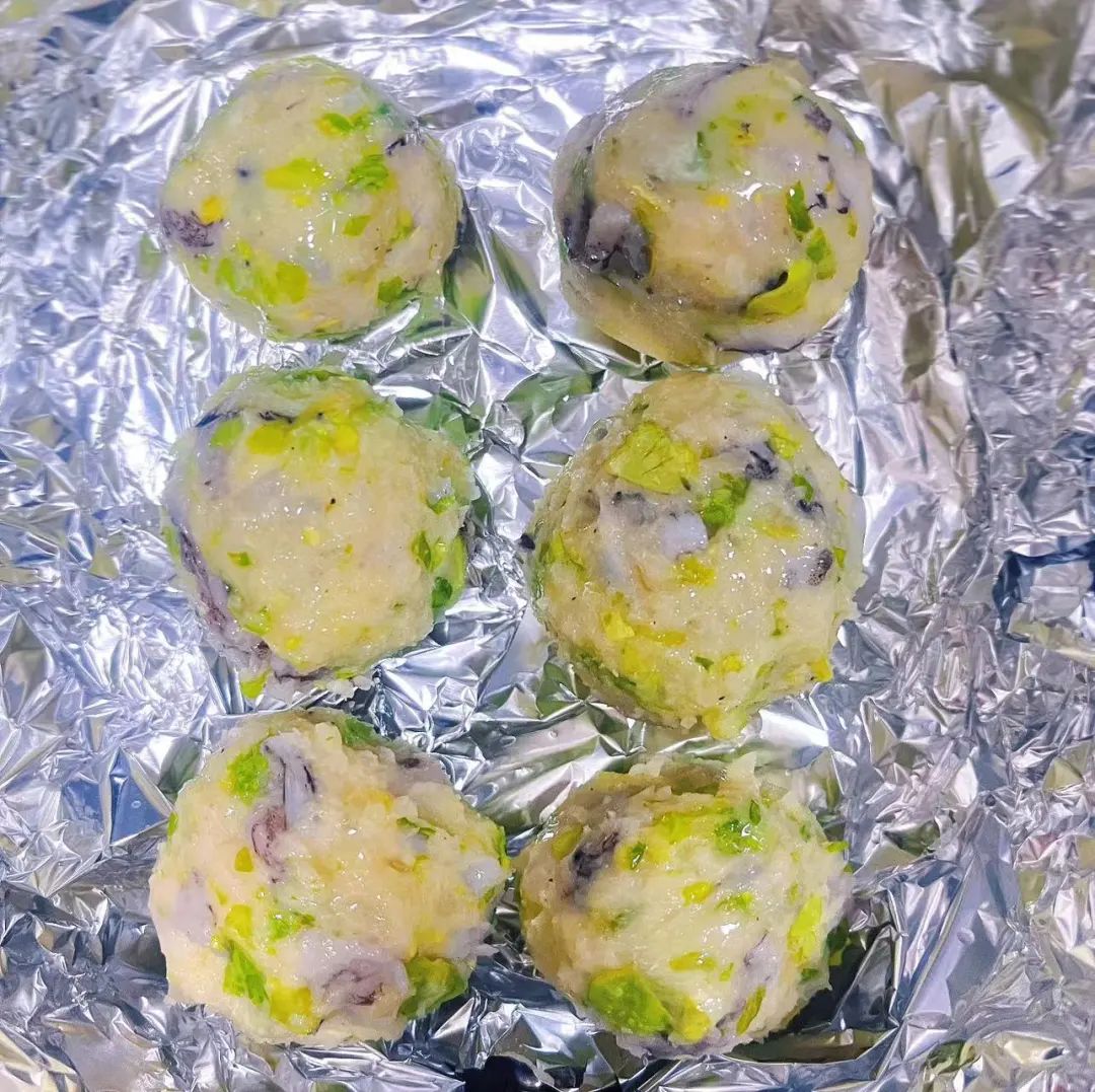 小吃章鱼小丸子,章鱼小丸子搭配哪个小吃比较好