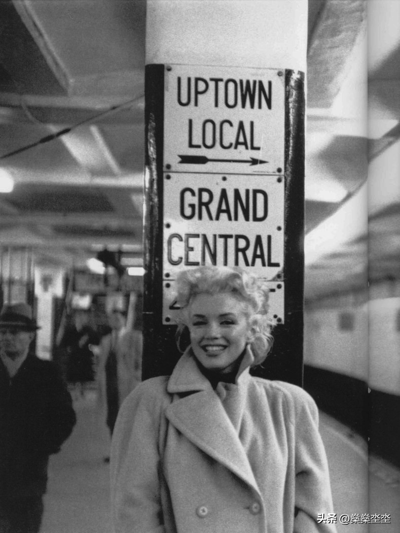 男人愿花大价钱买我一个吻，却没人愿意花五十美分了解我的灵魂