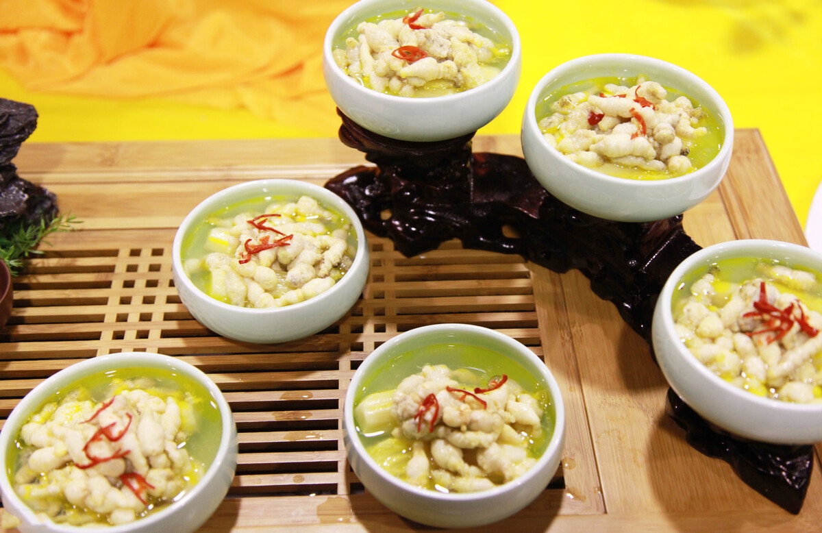 沿海哪里吃海鲜最好吃,中国第一滩海鲜美食推荐