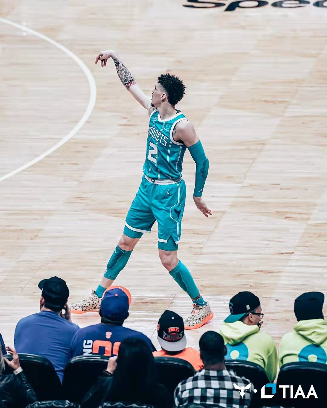 球鞋上脚集锦：0与1的美妙邂逅...