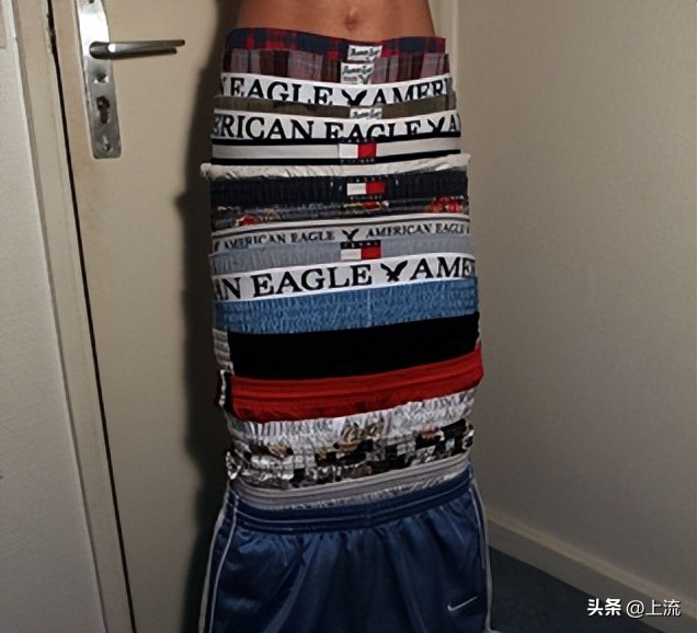 自从拿捏了sagging露臀风，*裤内**都想一天换三条