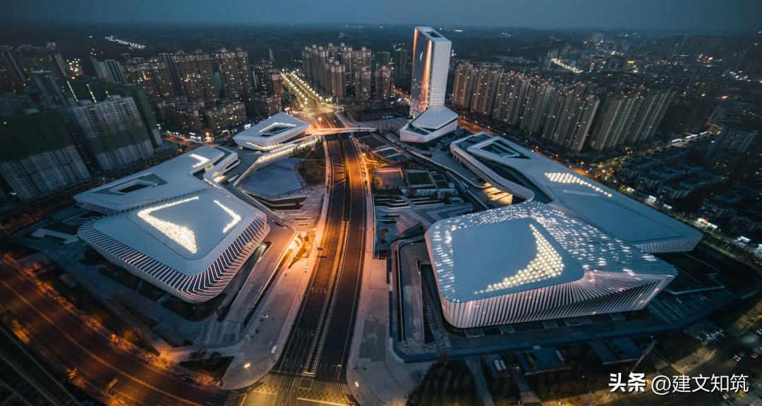 重庆龙兴足球场文旅,重庆龙兴足球场设计方