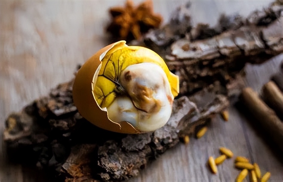 毛蛋活珠子正确吃法,活珠子毛蛋哪个最好吃