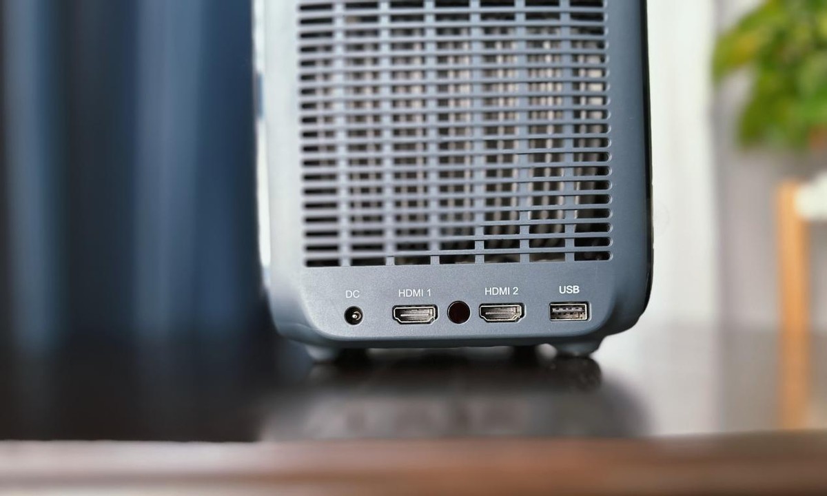 小投影看大世界,酷开p9max幕布