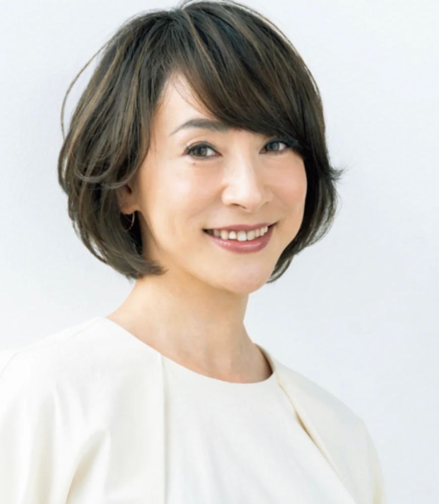 50岁大妈编好看发型教程,建议中年大妈留的发型超有气质款