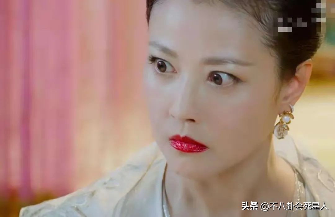 单眼斜视的明星,三白斗鸡眼