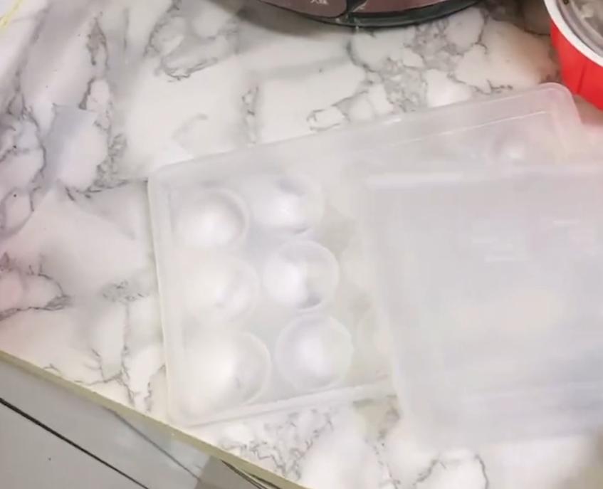 男德天花板明明，全网“反恐婚第一人”，疼媳妇是作秀还是真爱？