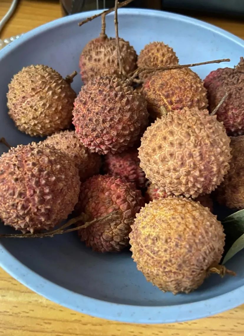 固态硬盘降价了还值得入手吗,现在固态硬盘价格怎么涨了